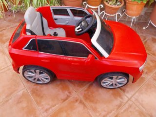 Coche Eléctrico Audi Q8 Rojo + Mando Remoto.