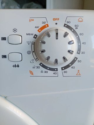 Lavadora Candy 6kg, 1000rpm.