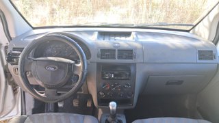 Ford Transit Connect 2005