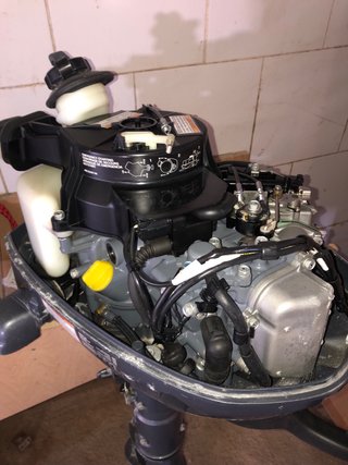 Motor fueraborda Yamaha 4CV 4 tiempos con papeles