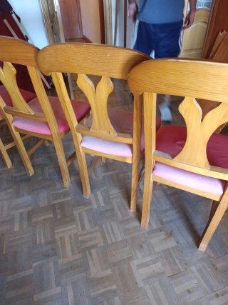 Juego de 4 sillas de comedor madera y tela
