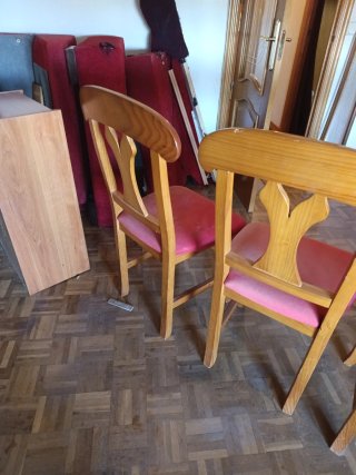 Juego de 4 sillas de comedor madera y tela