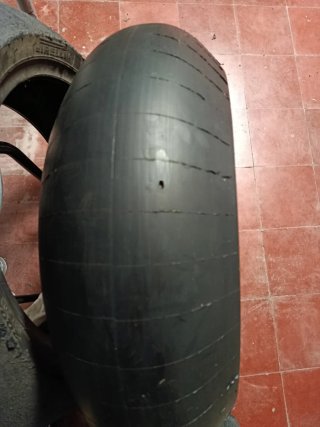 Neumático Michelin Slick Soft 24 200/60 R17