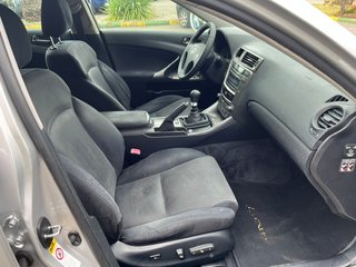 Lexus IS 220 CDI 177CV 6VEL