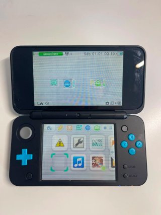 Nintendo 2DS XL