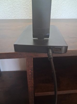Lámpara LED de escritorio negra