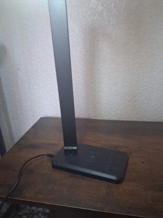 Lámpara LED de escritorio negra