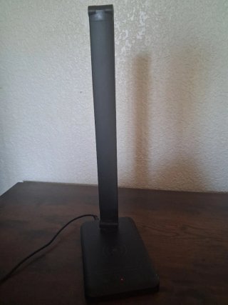 Lámpara LED de escritorio negra
