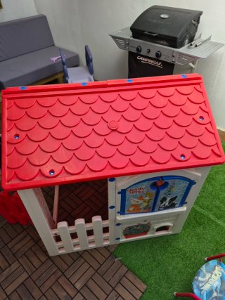 Casita infantil de plástico