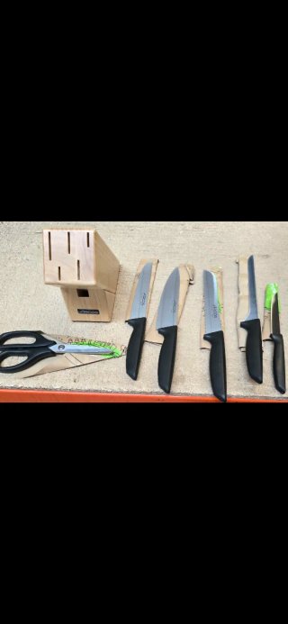 Juego Cuchillos Arcos Madera y Metal