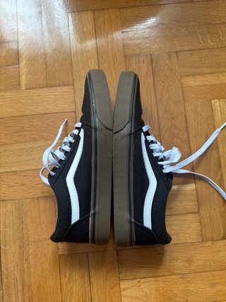 Vans Old School Talla 41 Negras y Marrones