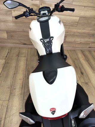 DUCATI MONSTER 696 LIMITADA A2