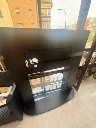 REGALO. Mueble TV con almacenamiento y estantes