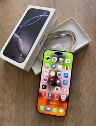 iPhone 16 Pro Max 256GB - Negro