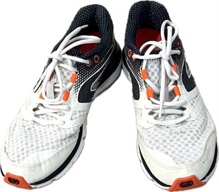 Zapatillas “ Kalenji “