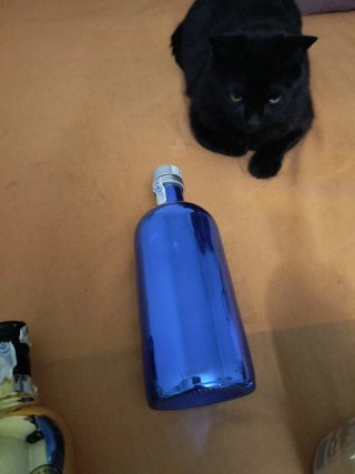 3 bottiglie collezione metallizzate Absolut e Gin