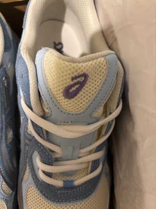 Zapatillas Asics Gel Azules y Beige