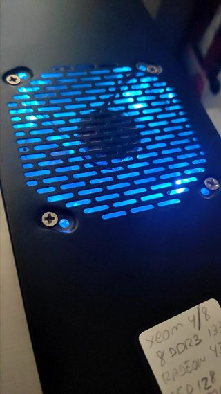 PC SFF TooQ, Xeon (i7), 8GB, SSD+HDD, Win11 Office