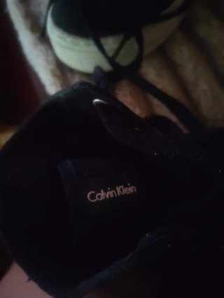 Zapatillas Altas Calvin Klein Negras y Blancas,