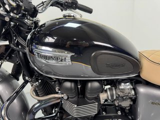 Triumph Bonneville T100 2011
