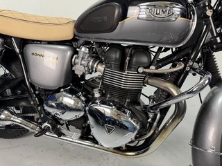 Triumph Bonneville T100 2011