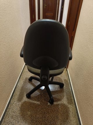 Silla de oficina ergonómica