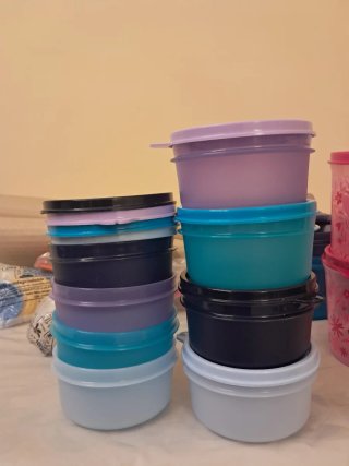 Set contenitori plastica
