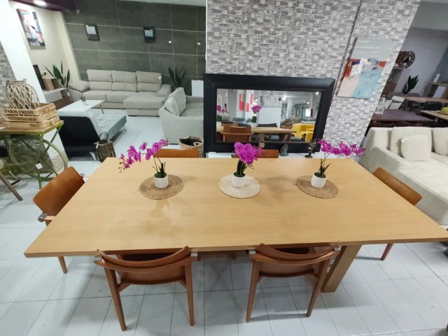 Conjunto comedor madera