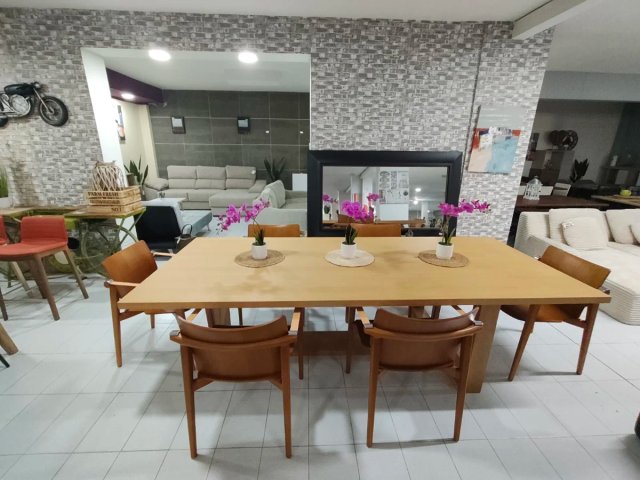 Conjunto comedor madera