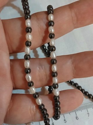 Collar y pulsera de hematita y perlas naturales