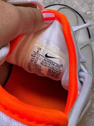 Zapatillas Nike Zoom 2K Naranja y Blanco