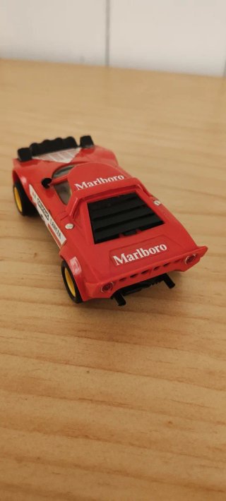 Scalextric Lancia Stratos Rojo