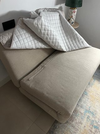 Sofá cama 2 plazas beige