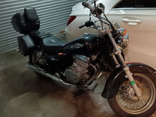 Suzuki Marauder Negra   250 cc