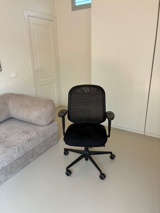 Silla de oficina Vitra negra