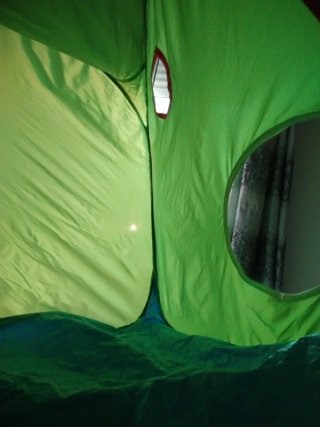 Casita de juegos infantil verde
