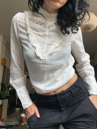 Blusa vintage bordada manga larga S