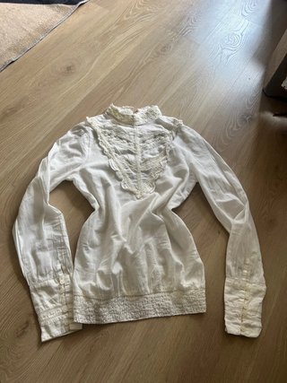 Blusa vintage bordada manga larga S