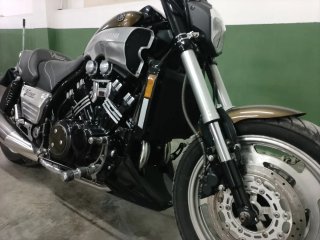 Yamaha Vmax 1200 2003 Negra/Dorada