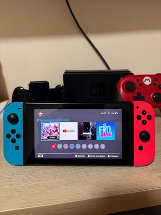 Nintendo Switch Blu e Rosa