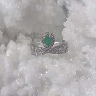 Anillo Esmeralda Natural Pera