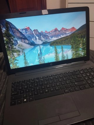 Portátil HP 250 G7 Intel Core i3 7th Gen