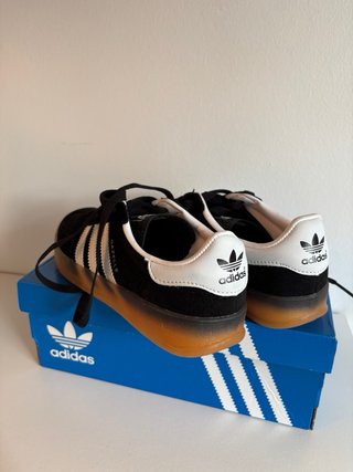 Adidas Gazelle Zapatillas Negras Goma Marrón