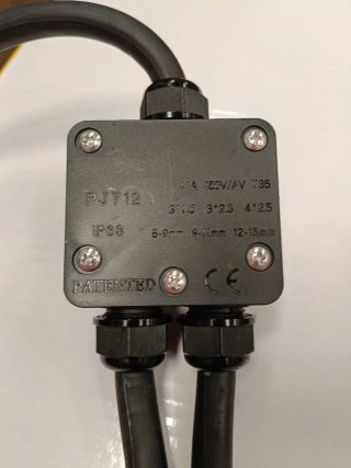 Adaptador industrial 3 tomas