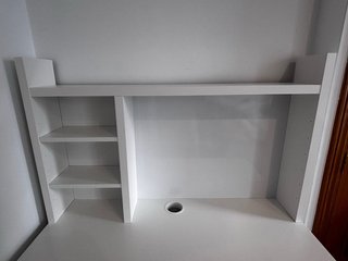 Escritorio Blanco Ikea con Estantería