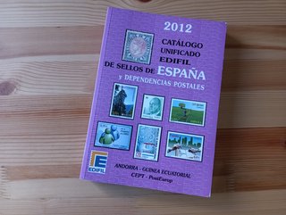 Catálogo Edifil España y Dependencias Postales.
