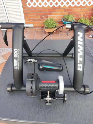 Rodillo B'Twin In'Ride 100 Bicicleta