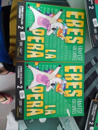 Libros de texto de 1° y 2° de PRIMARIA