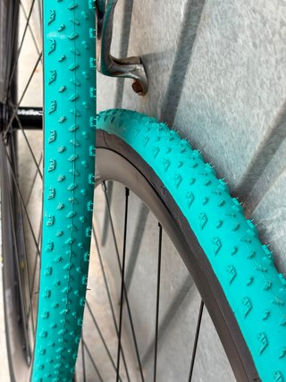 Ruedas Vision Team 30 i23 + cubiertas Vittoria