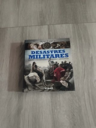 Confezione 3 Libri Militaria Tikal